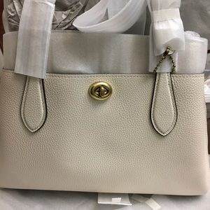 Coach Lora Turnlock Carryall 30